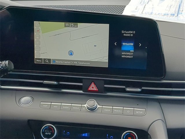 New 2025 Hyundai Elantra SEL image 17