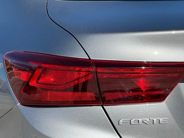 Used 2024 Kia Forte LXS image 11