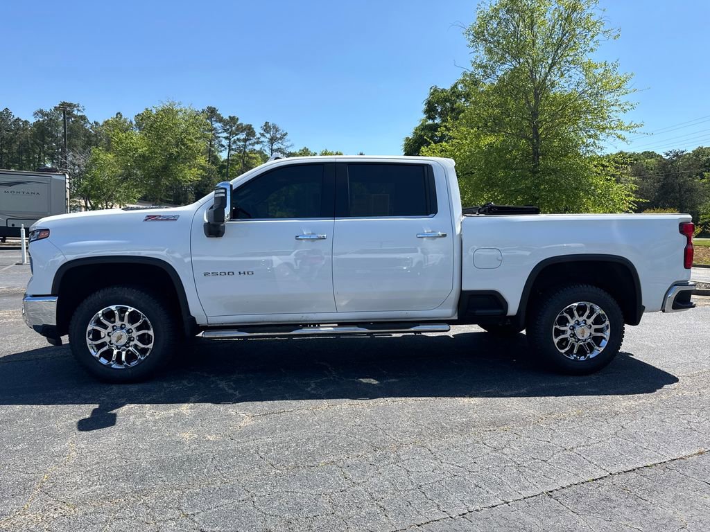 Used 2024 Chevrolet Silverado 2500 LTZ w/ LTZ Plus Package image 18