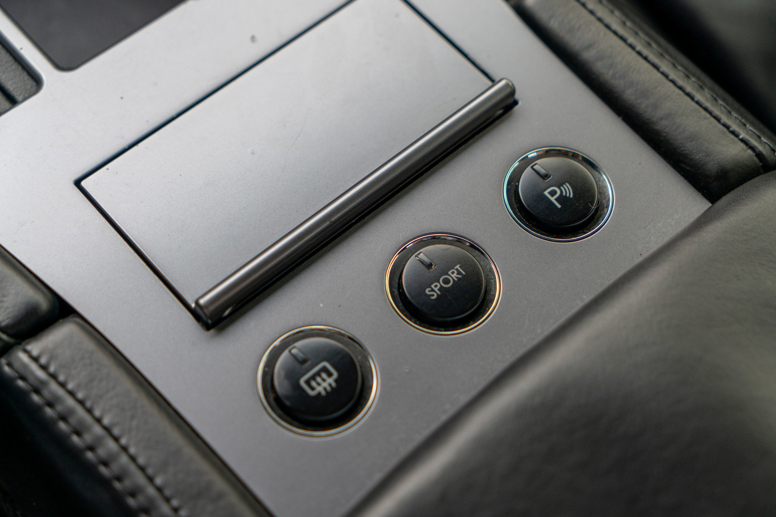 Used 2006 Aston Martin DB9 Coupe RWD image 27