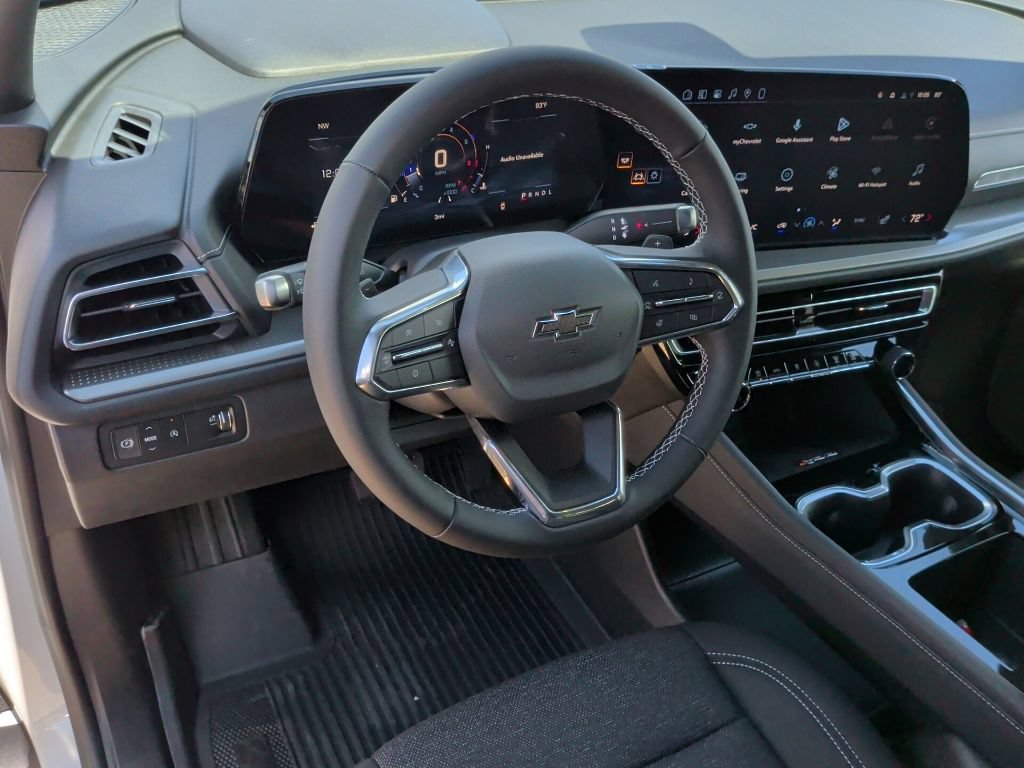 New 2027 Chevrolet Traverse LT w/ Midnight/Sport Edition FWD image 14