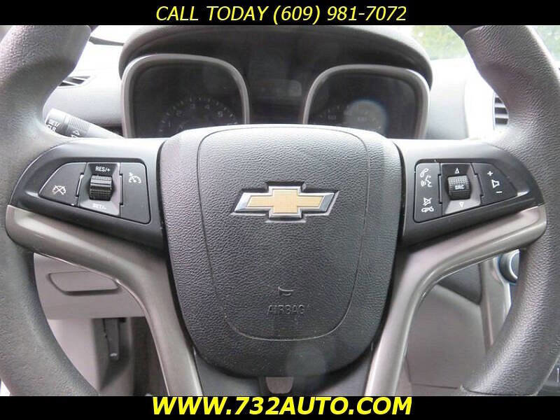 Used 2015 Chevrolet Malibu LS FWD image 28