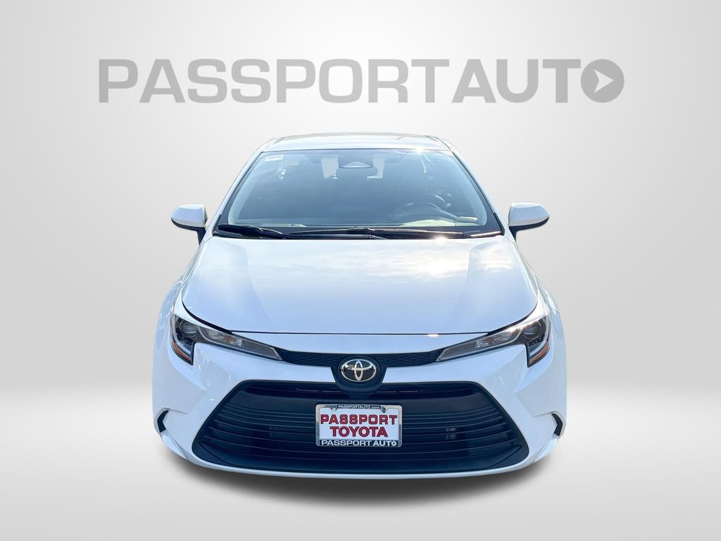 Certified 2025 Toyota Corolla LE w/ LE Premium Package FWD image 11