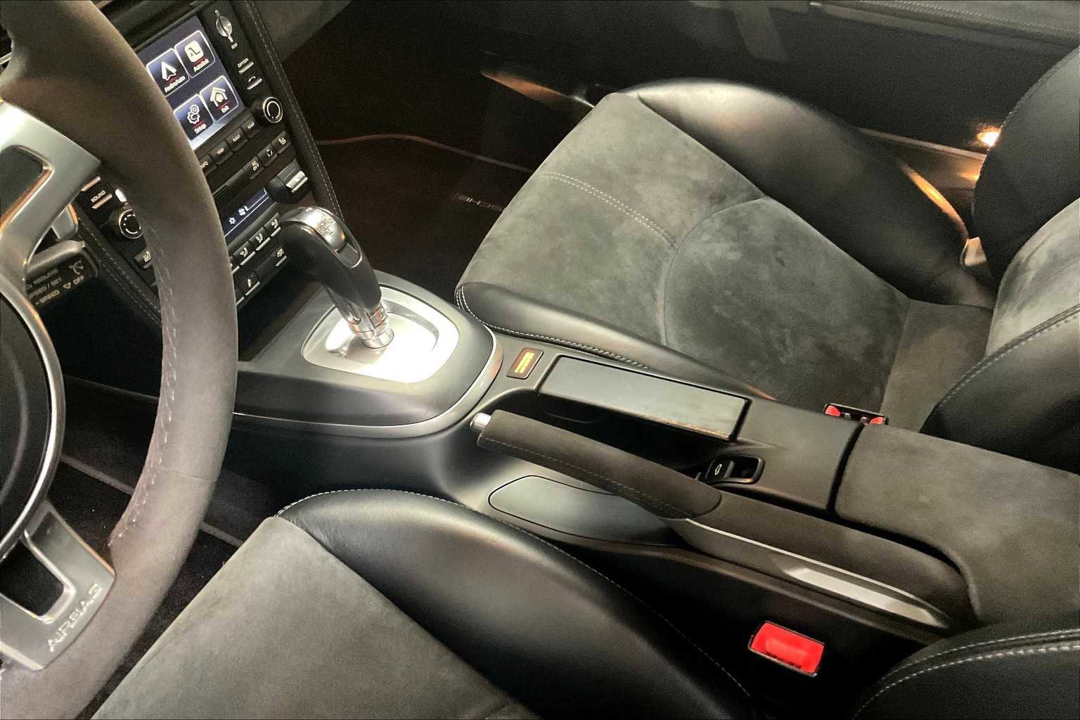 Used 2012 Porsche 911 Carrera GTS image 19