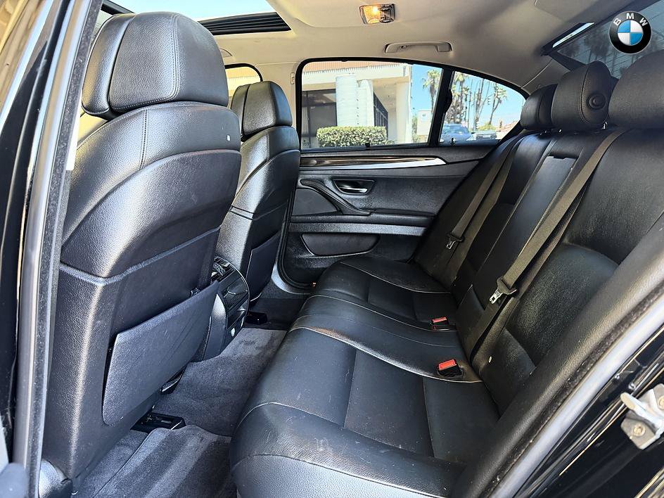 Used 2011 BMW 550i Sedan RWD image 16