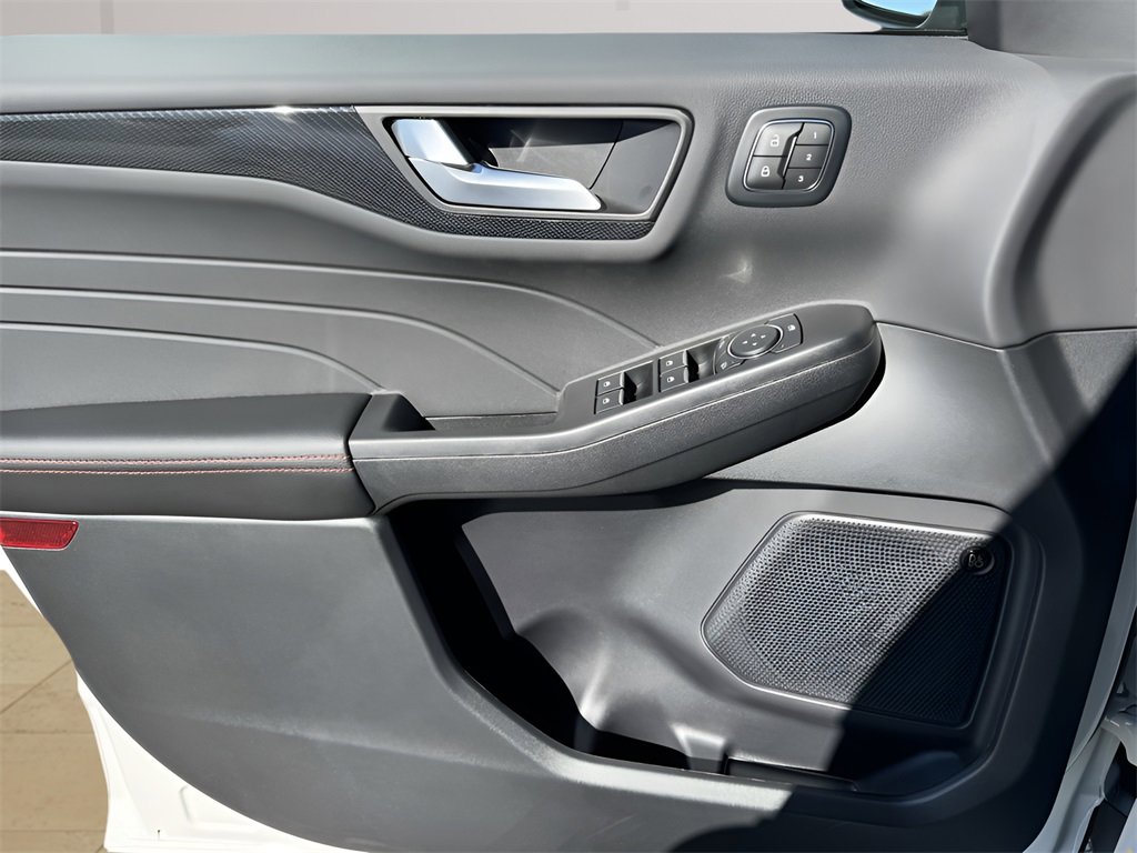 New 2026 Ford Escape ST-Line Select w/ Tech Pack #2 image 8