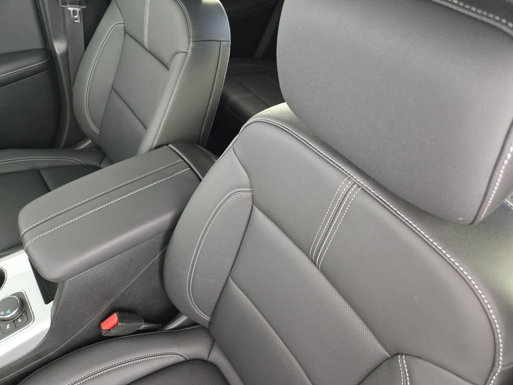 New 2026 Chevrolet Blazer LT w/ LPO, Black Grille Bar Package image 26