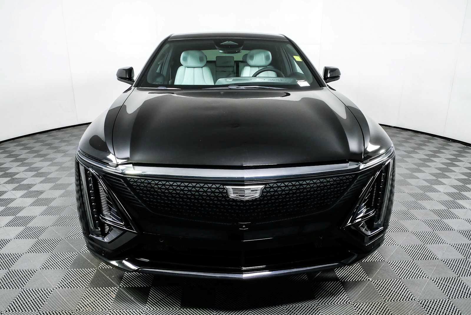 Certified 2024 Cadillac Lyriq Sport RWD image 25