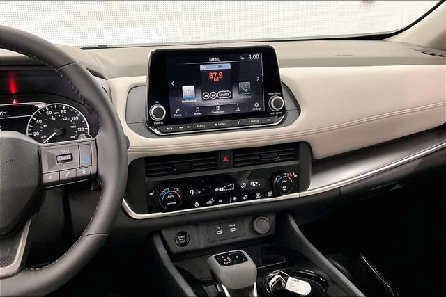 New 2026 Nissan Rogue SV image 8