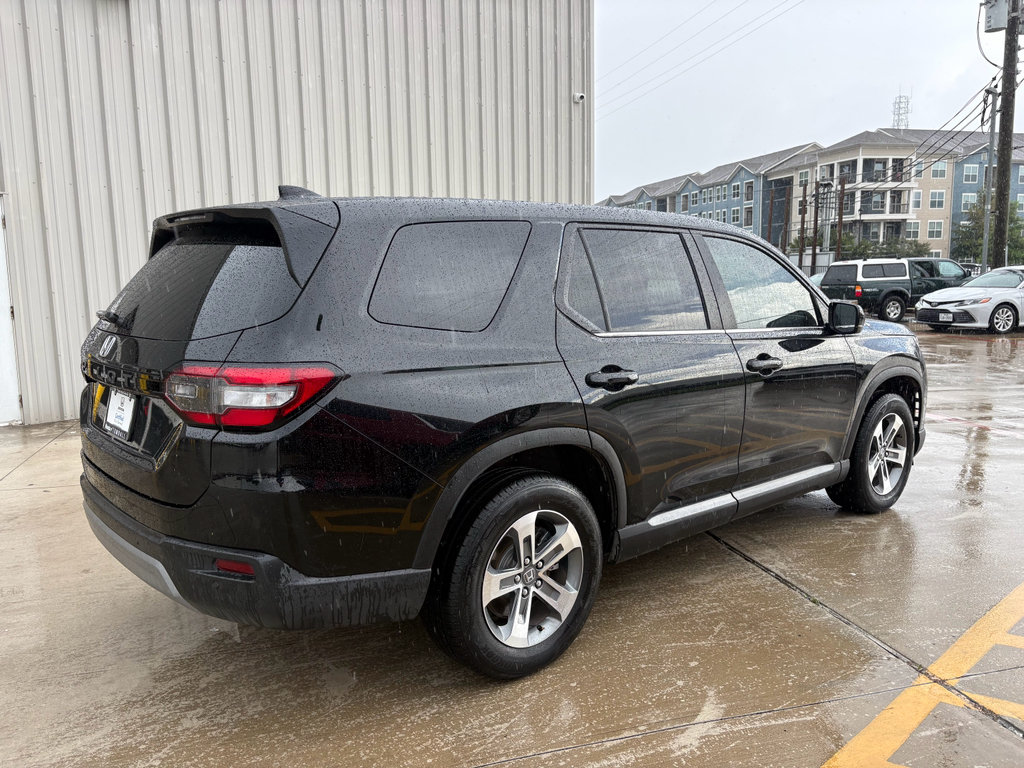 Certified 2024 Honda Pilot EX-L image 8