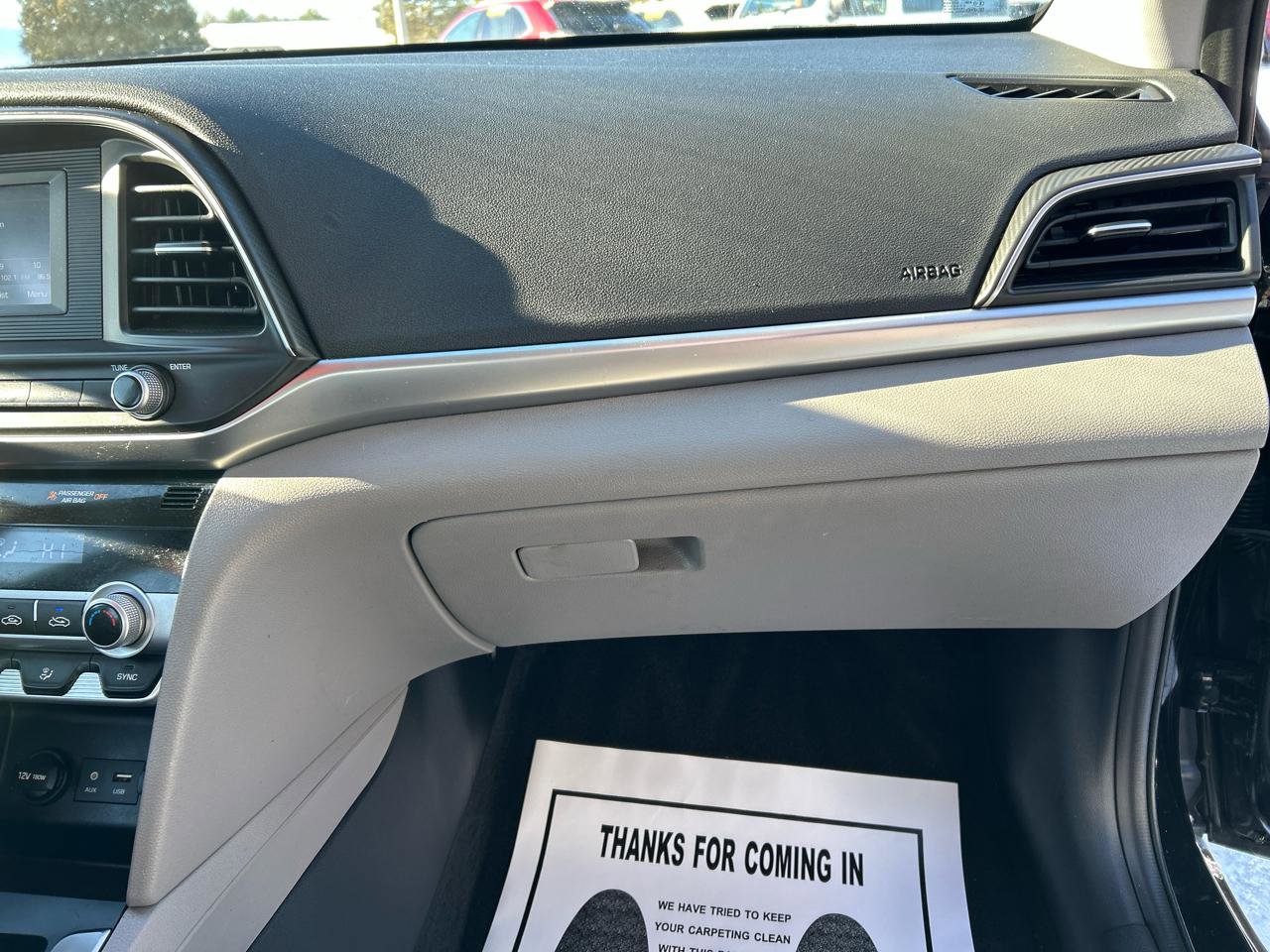 Used 2020 Hyundai Elantra SE image 22