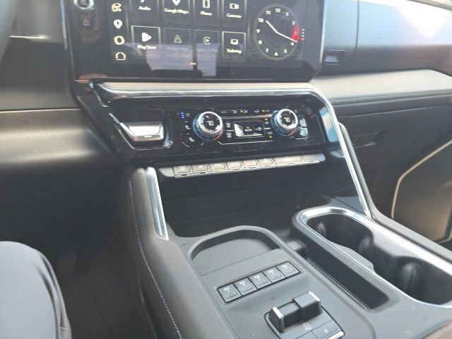 Used 2026 GMC Sierra 2500 Denali w/ Denali Reserve Package AWD/4WD image 16