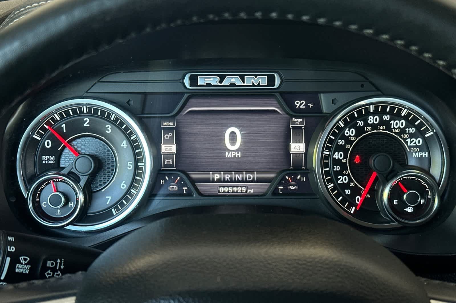 Used 2019 RAM 1500 Laramie RWD image 28