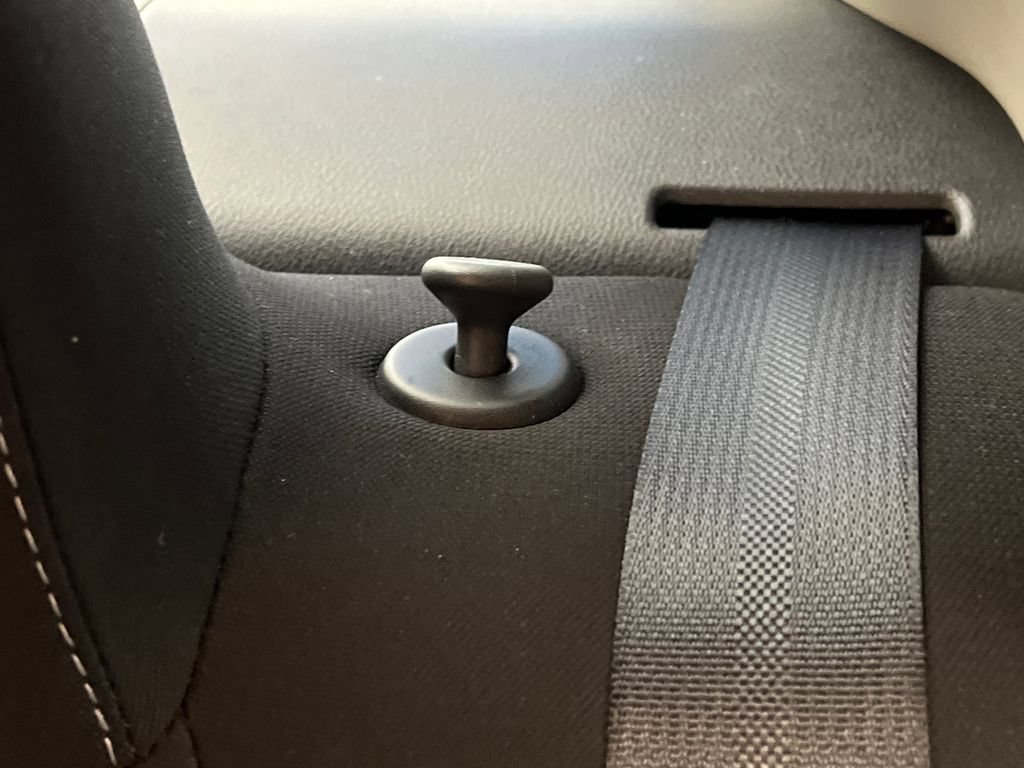 Used 2025 Nissan Sentra SV FWD image 18