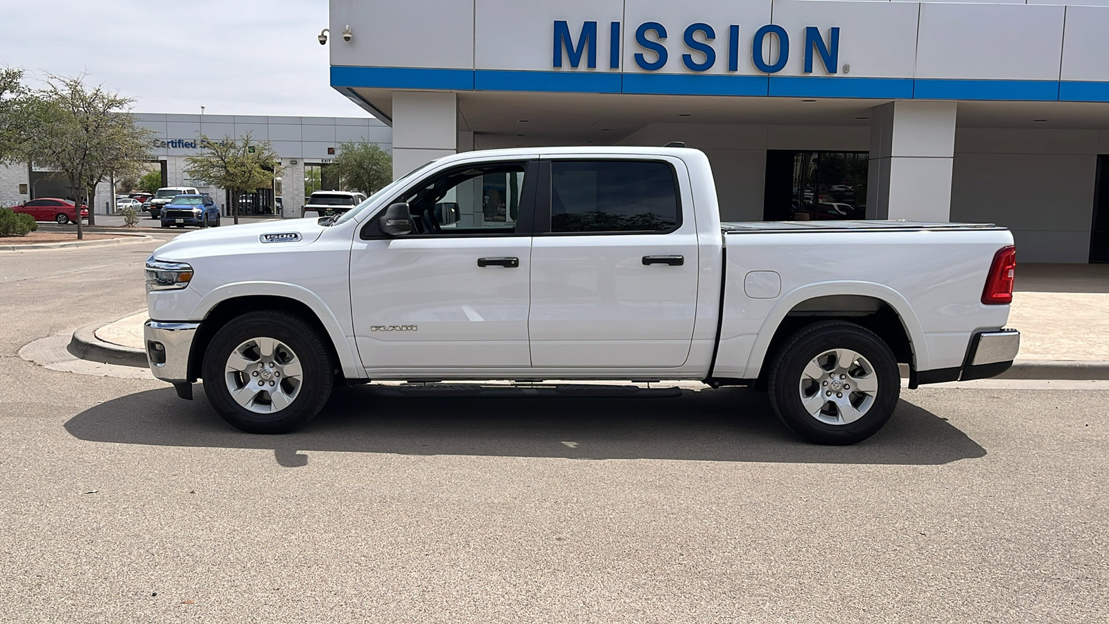 Used 2025 RAM 1500 Lone Star image 4