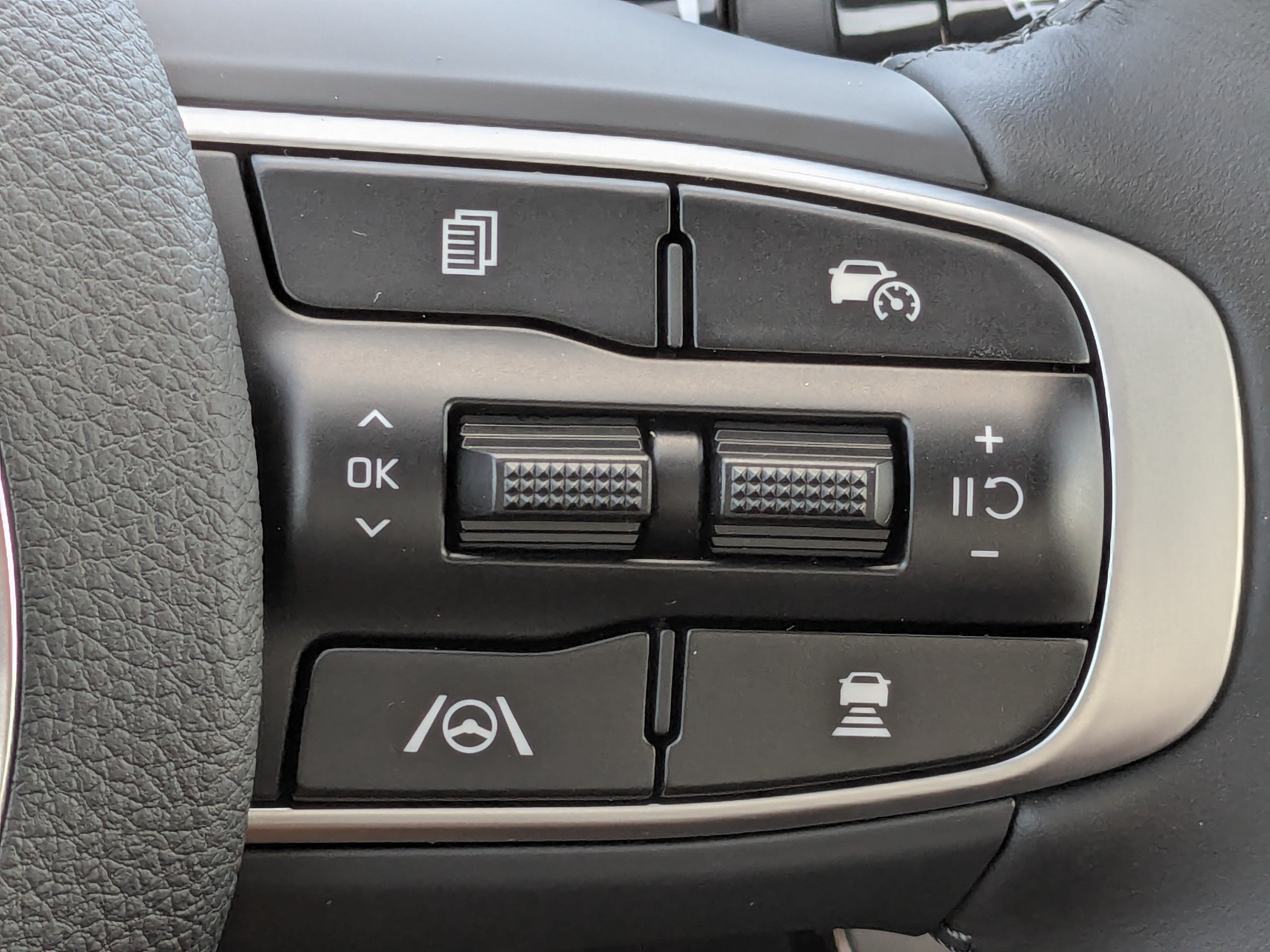 New 2026 Kia K5 GT-Line w/ GT-Line Premium Package FWD image 29