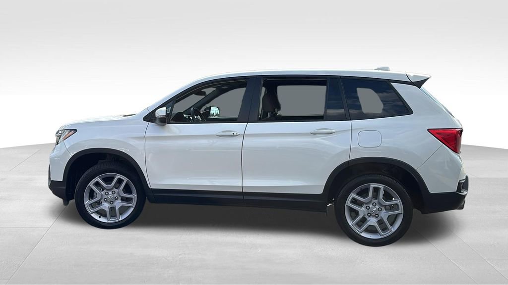 Used 2024 Honda Passport EX-L image 4