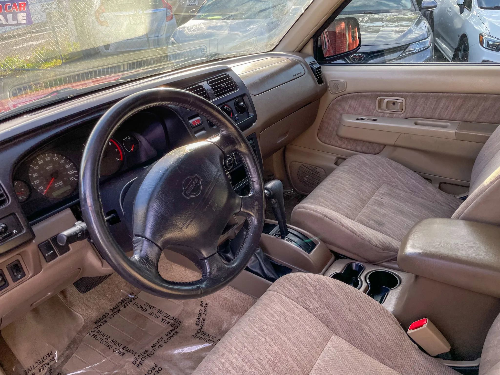 Used 2000 Nissan Frontier XE image 14