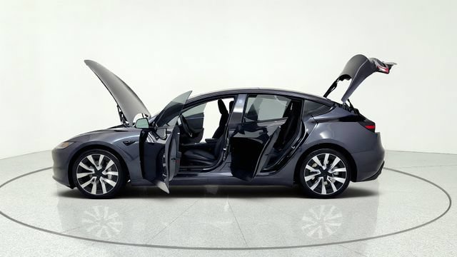 Used 2024 Tesla Model 3 Long Range AWD/4WD image 15