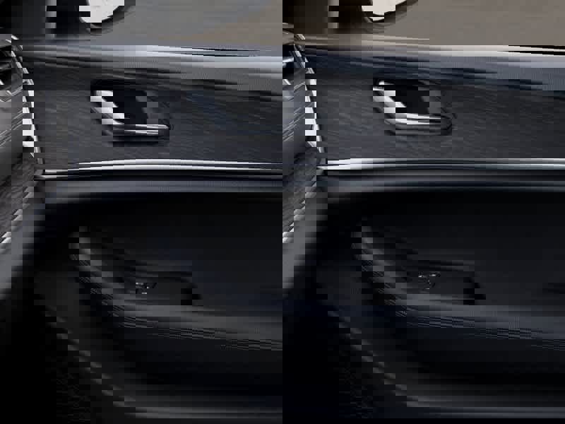 New 2026 Jeep Grand Cherokee Altitude AWD/4WD image 25