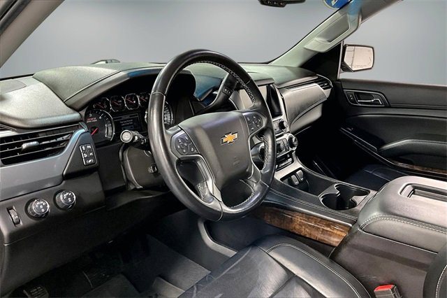 Used 2019 Chevrolet Tahoe LT w/ Luxury Package image 16