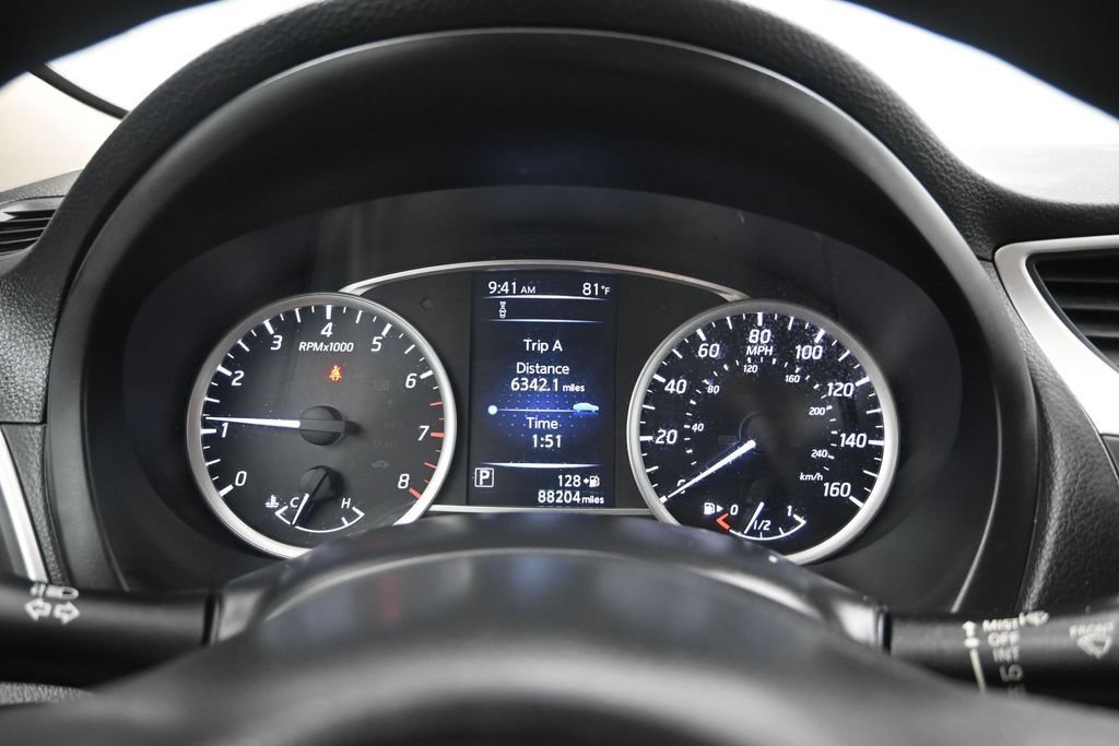 Used 2018 Nissan Sentra S FWD image 14