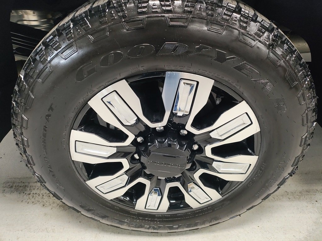 New 2026 GMC Sierra 2500 Denali w/ Technology Package image 3