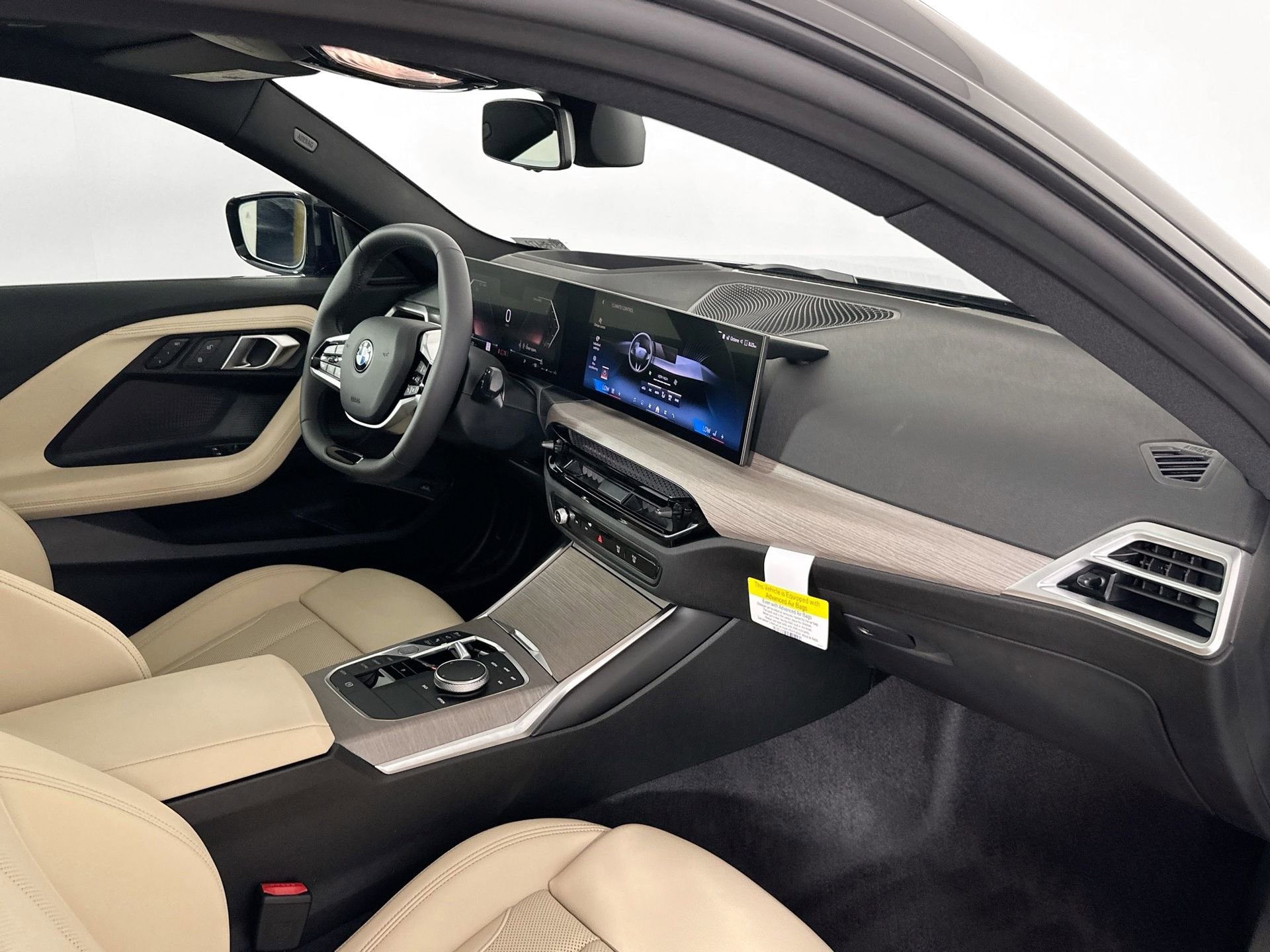 Used 2025 BMW 230i Coupe w/ Premium Package image 26