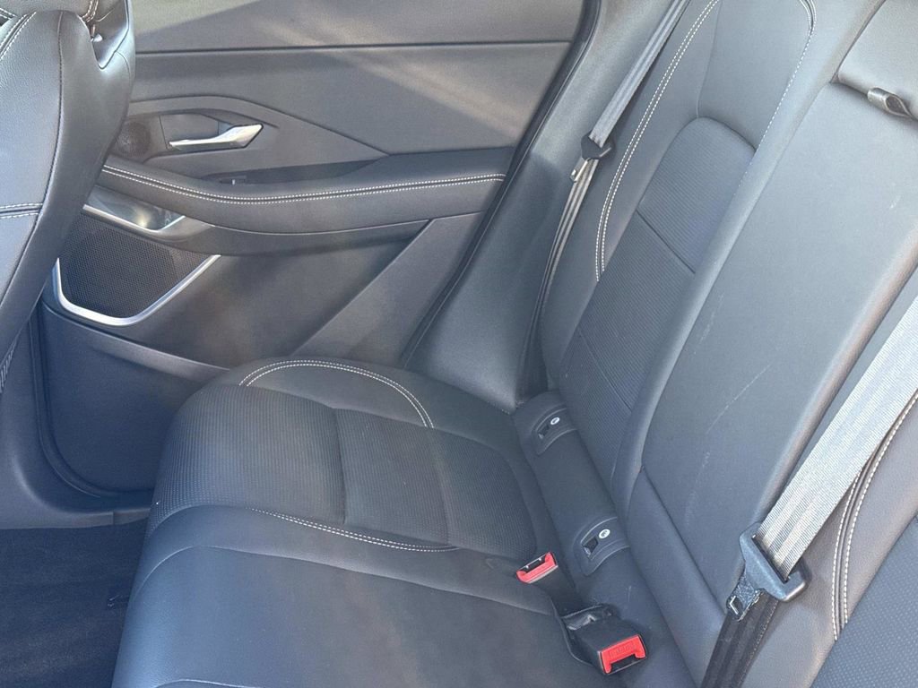 Used 2024 Jaguar E-PACE R-Dynamic SE image 13