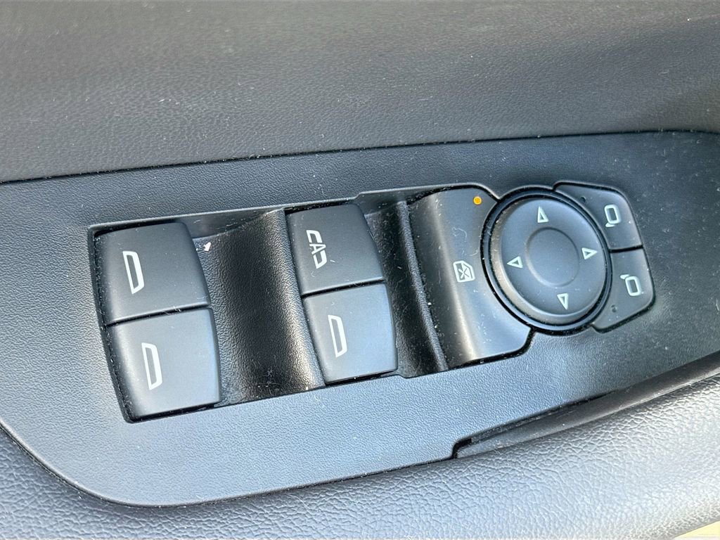 Used 2019 Chevrolet Blazer LT image 19