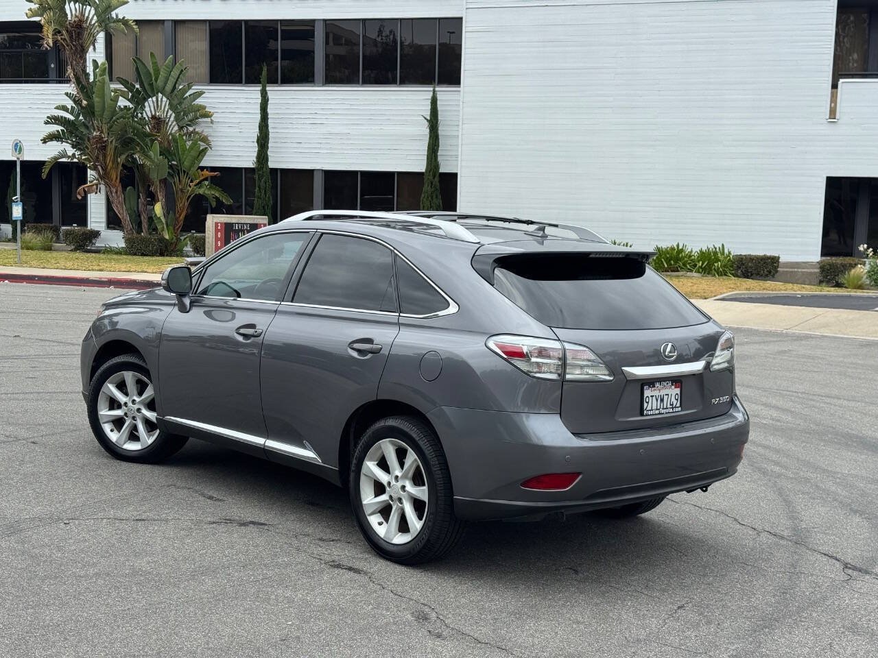 Used 2012 Lexus RX 350 FWD w/ Premium Pkg image 4