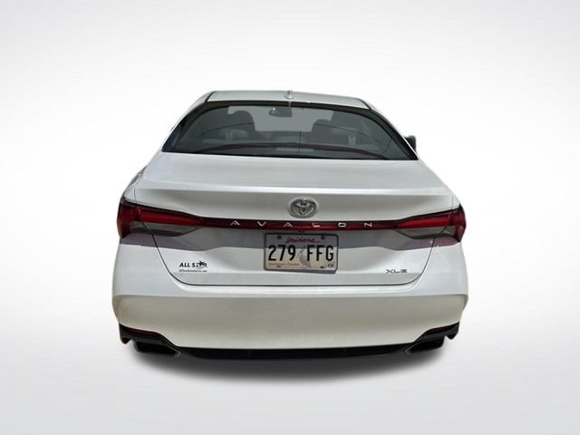 Used 2021 Toyota Avalon XLE w/ Moonroof Package FWD image 5