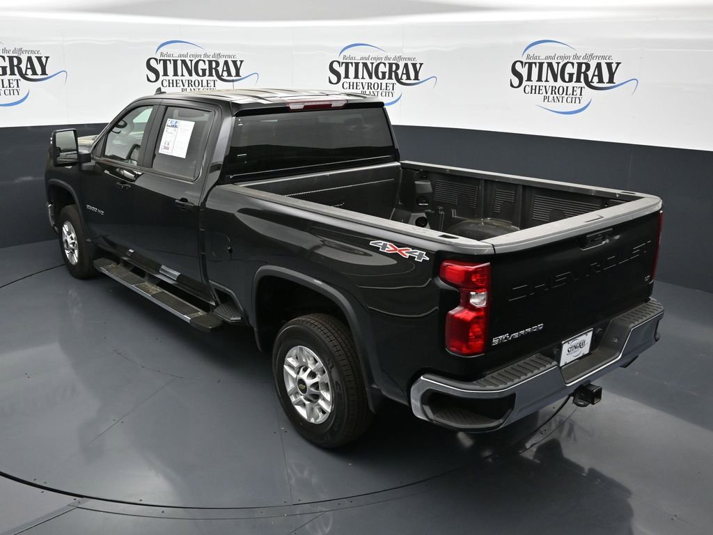 Used 2025 Chevrolet Silverado 2500 LT w/ Convenience Package image 13