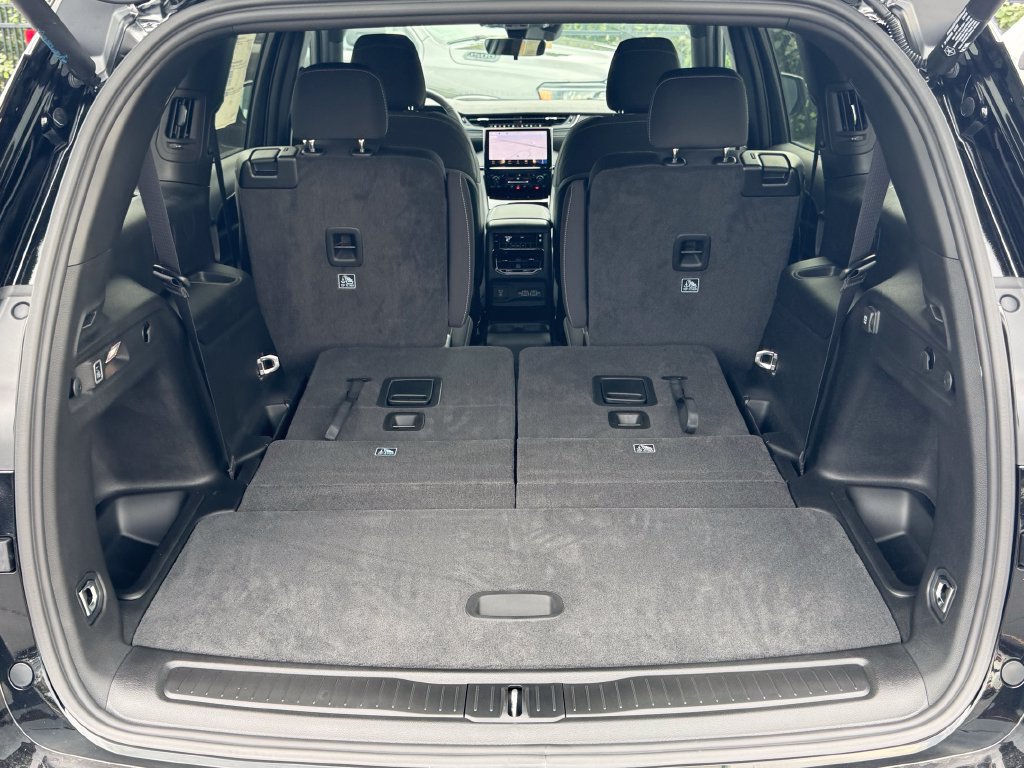 New 2027 Jeep Grand Cherokee L 4WD image 17