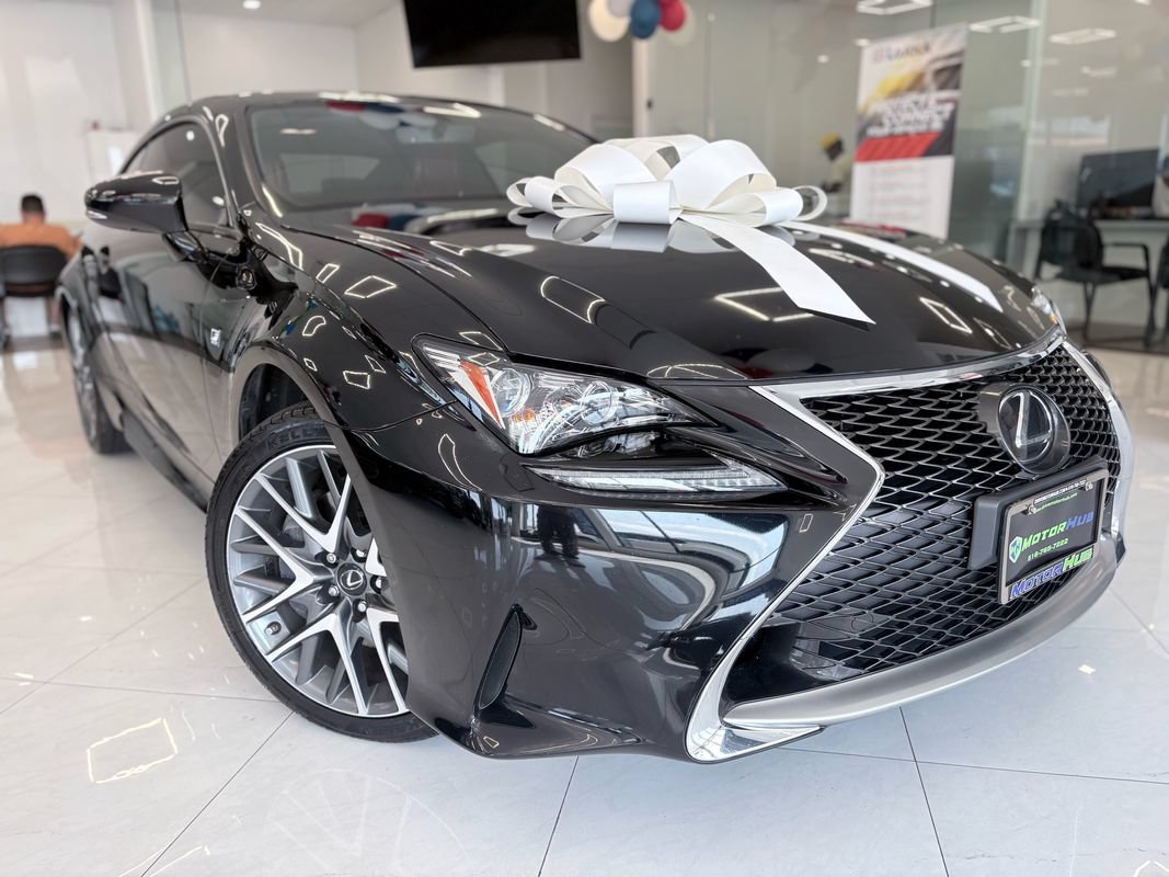 Used 2017 Lexus RC 300 AWD image 3