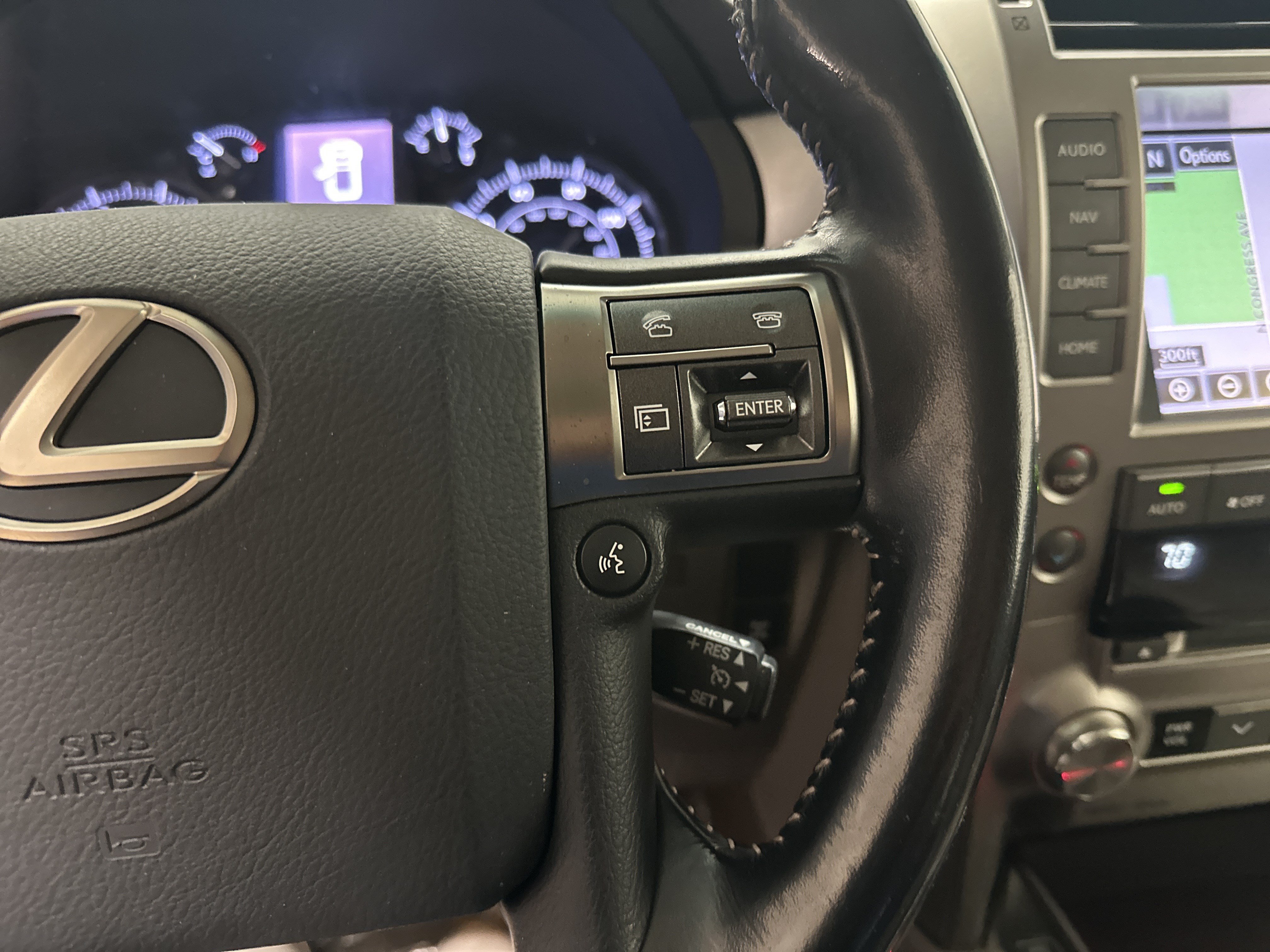 Used 2017 Lexus GX 460 AWD/4WD image 20