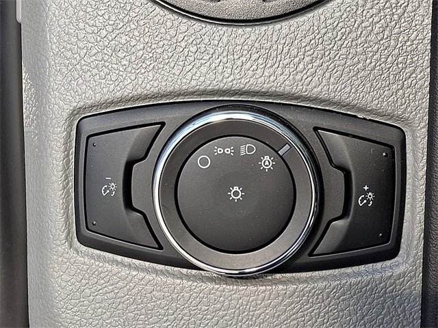 Used 2024 Ford E-450 and Econoline 450 Super Duty w/ Driver's Safety Package image 23