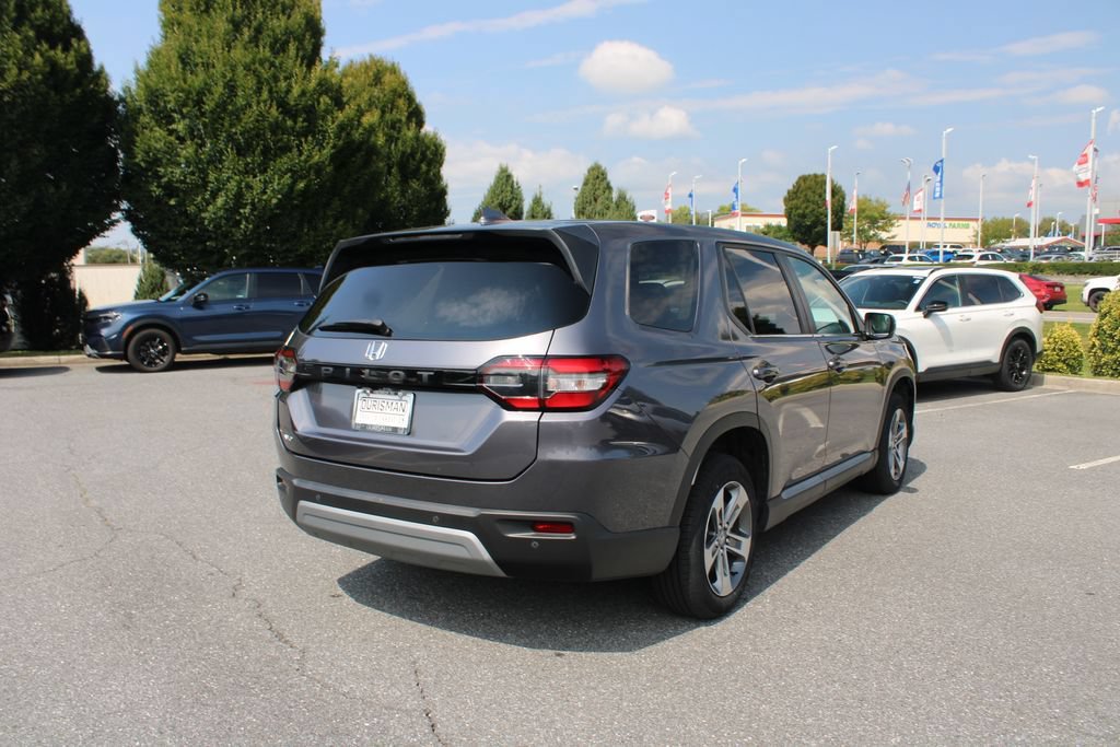 Certified 2025 Honda Pilot EX-L image 10