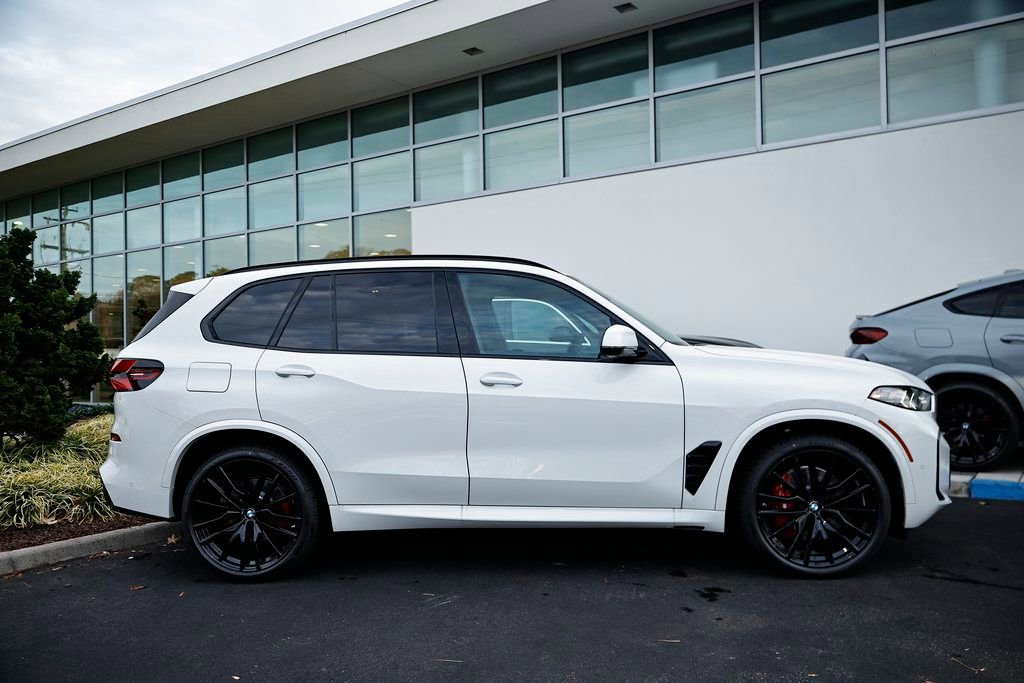 New 2026 BMW X5 xDrive40i w/ M Sport Package image 4