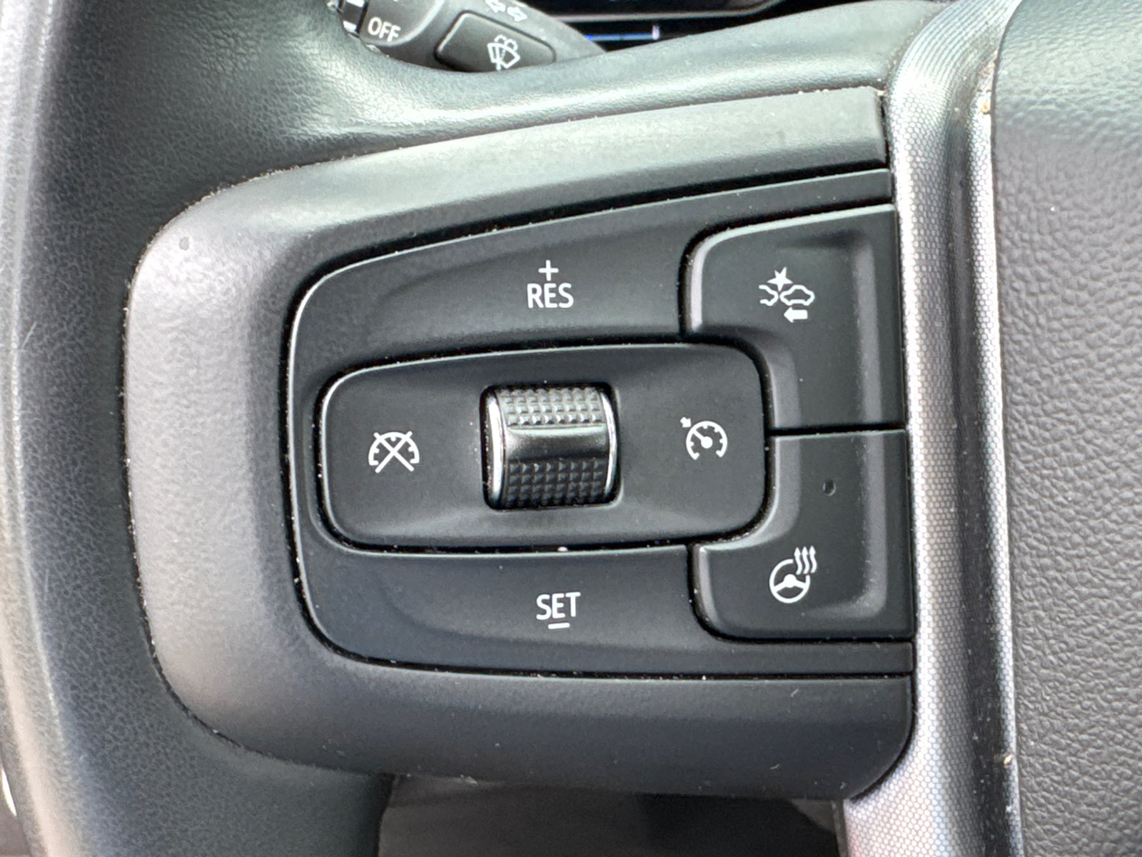 Used 2025 GMC Sierra 1500 SLT AWD/4WD image 25