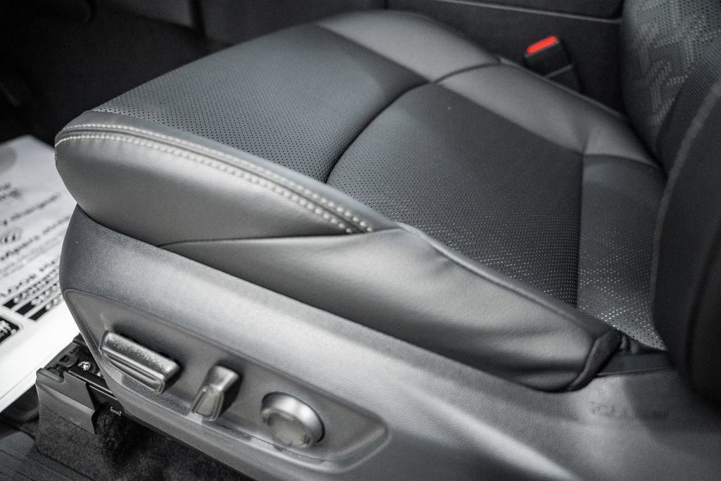 New 2026 Toyota Tacoma Limited image 38