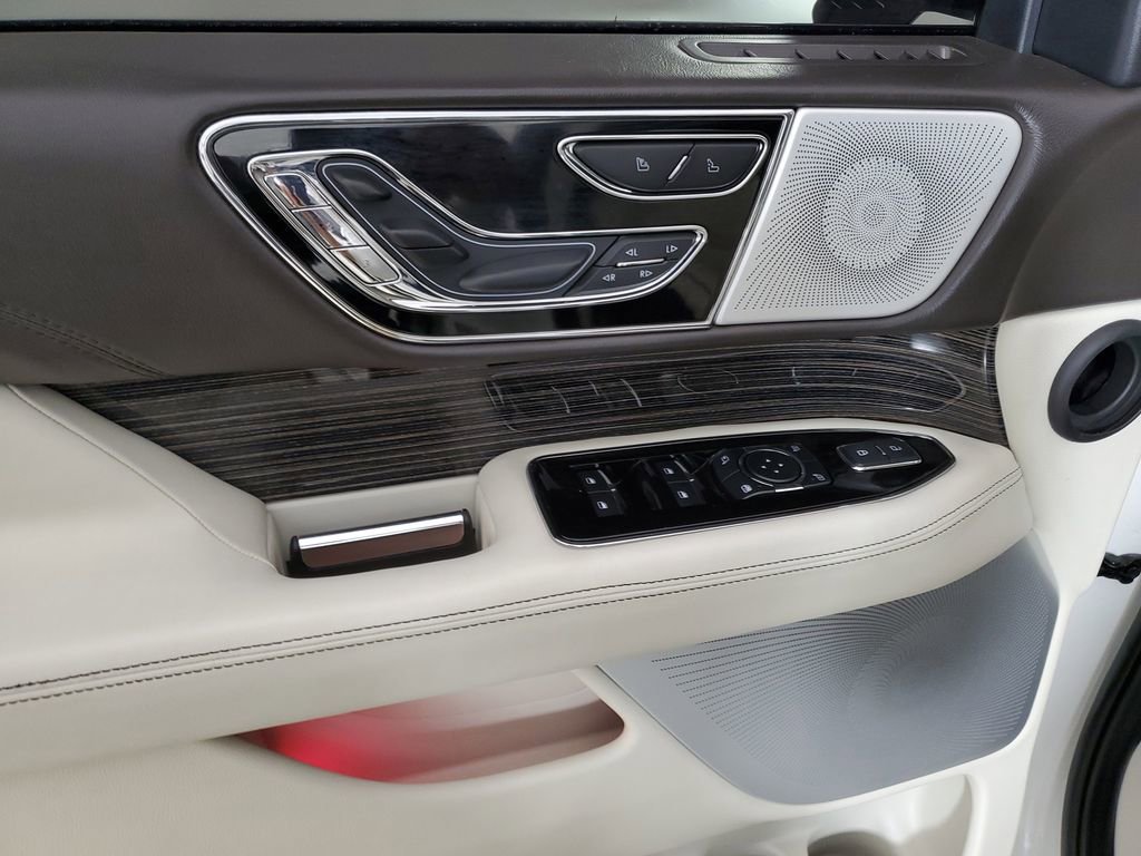 Certified 2024 Lincoln Navigator L Black Label AWD/4WD image 19