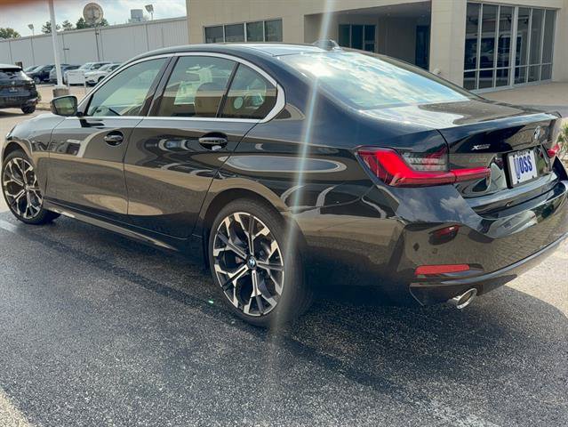 New 2025 BMW 330i xDrive Sedan w/ Convenience Package AWD/4WD image 30