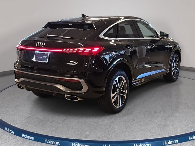 Used 2025 Audi Q5 Premium w/ Convenience Package AWD/4WD image 6