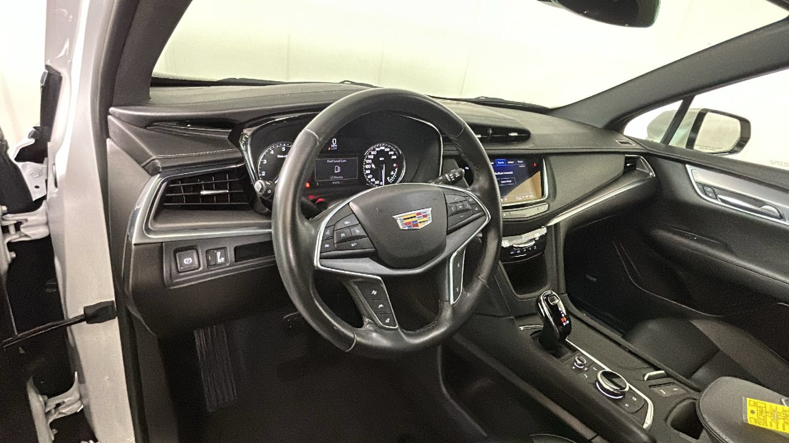 Used 2023 Cadillac XT5 Luxury FWD image 15