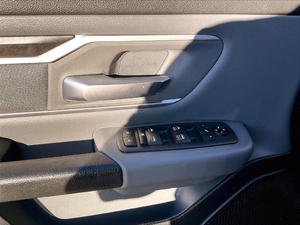 Used 2021 RAM 1500 Big Horn AWD/4WD image 33