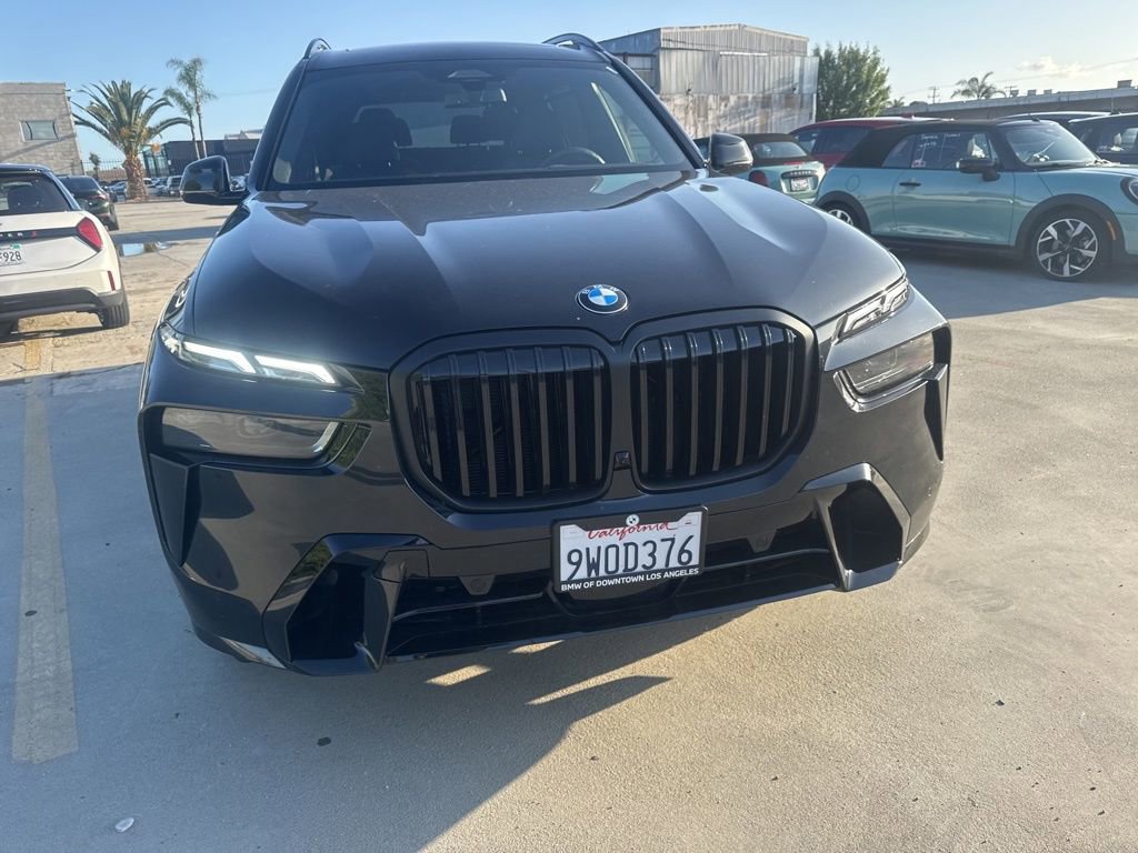 Used 2026 BMW X7 xDrive40i w/ M Sport Package AWD/4WD image 10
