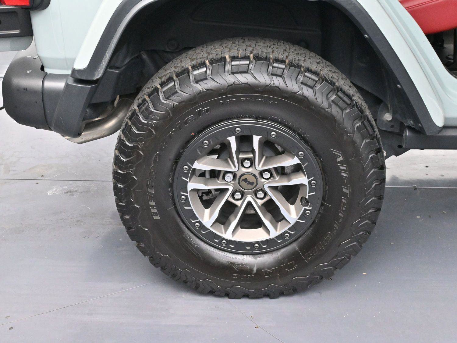 Used 2024 Jeep Wrangler Unlimited Rubicon 392 image 33