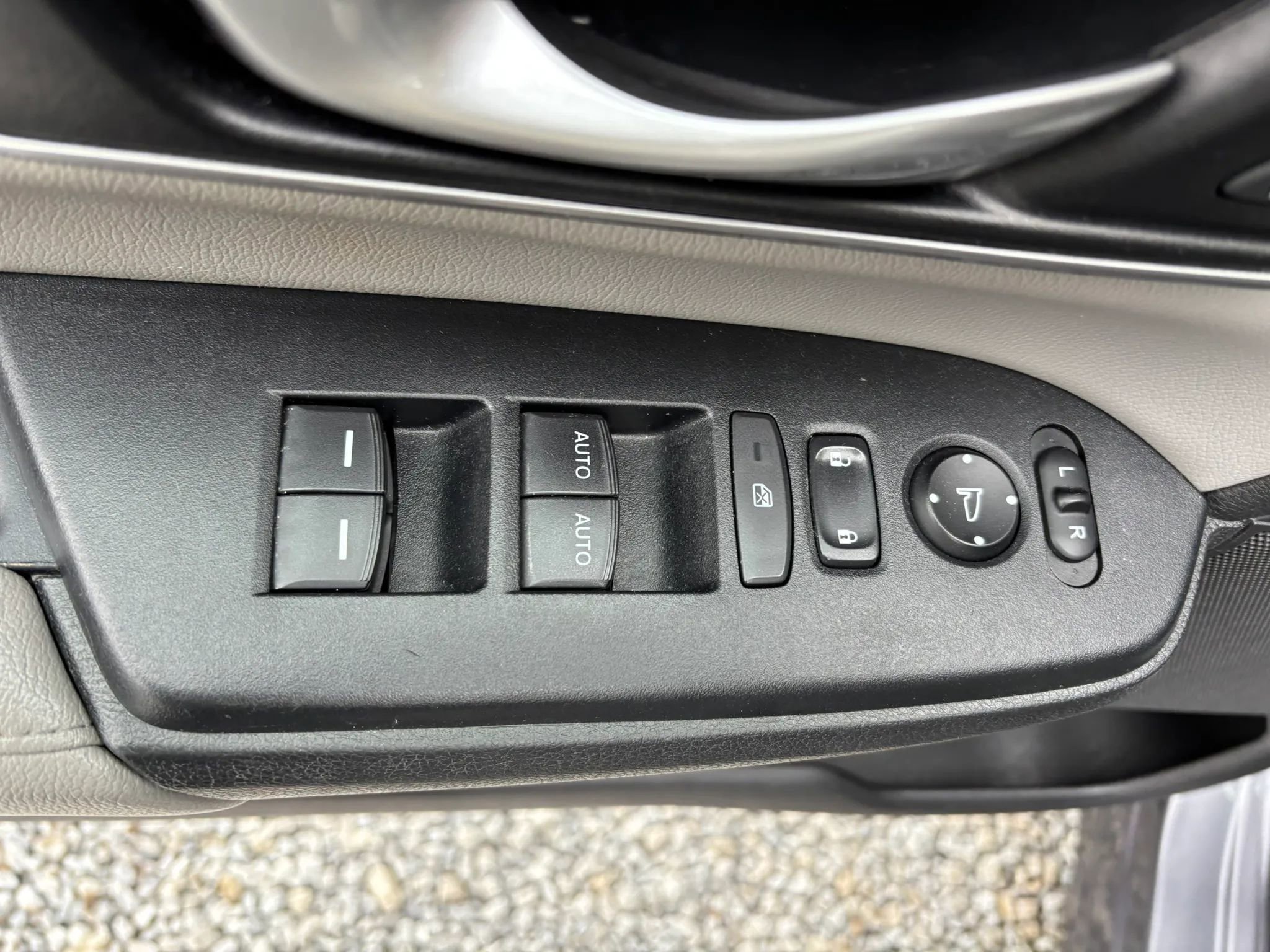 Used 2018 Honda CR-V EX-L image 19