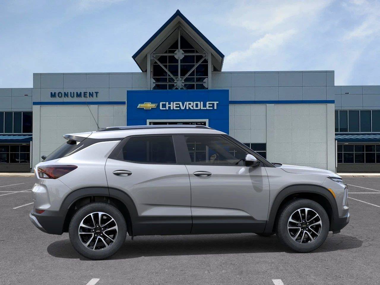 Used 2026 Chevrolet TrailBlazer LT w/ Driver Confidence Package FWD image 30